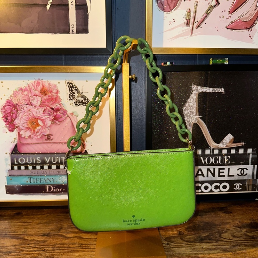 kate spade Madison Saffiano Resin Chain
Pochette Bag, Turtle Green NWOT